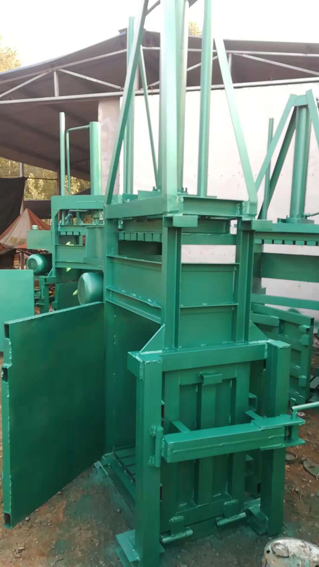 Single Chamber Clothes Baler