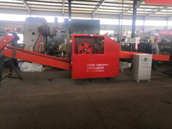 High Quality Fabric Cutting Machine